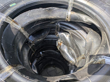 Încarcă imaginea în vizualizatorul Galerie, Anvelopa remorca 9.00R20 Onyx HO301 144/142K TT in SET (Camera de aer + Banda janta/Manson)