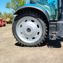 Încarcă imaginea în vizualizatorul Galerie, Set roti tehnologice (inguste) 320/85R34 cu 320/90R50 BKT - NEW HOLLAND T7.165