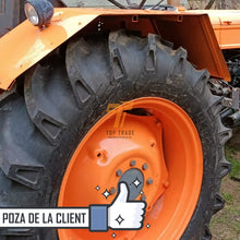 Încarcă imaginea în vizualizatorul Galerie, Anvelopa 12.4-28 BKT Tr 135 8PR TT